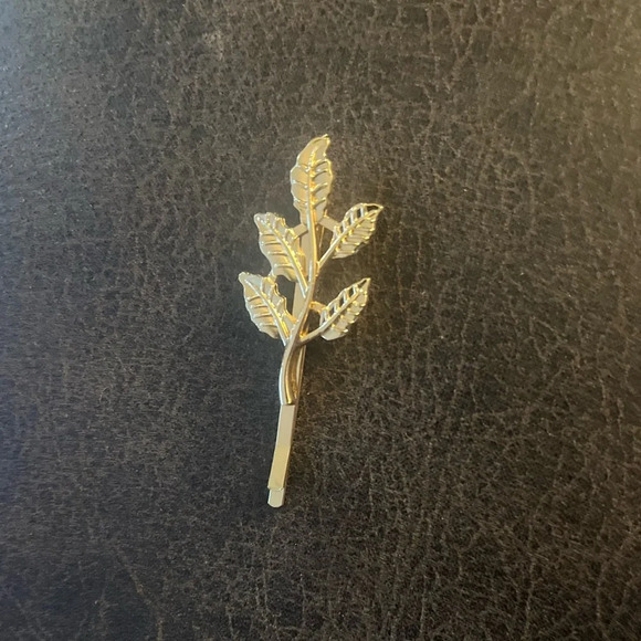 New! Gold Leaf Barette - Picture 4 of 5